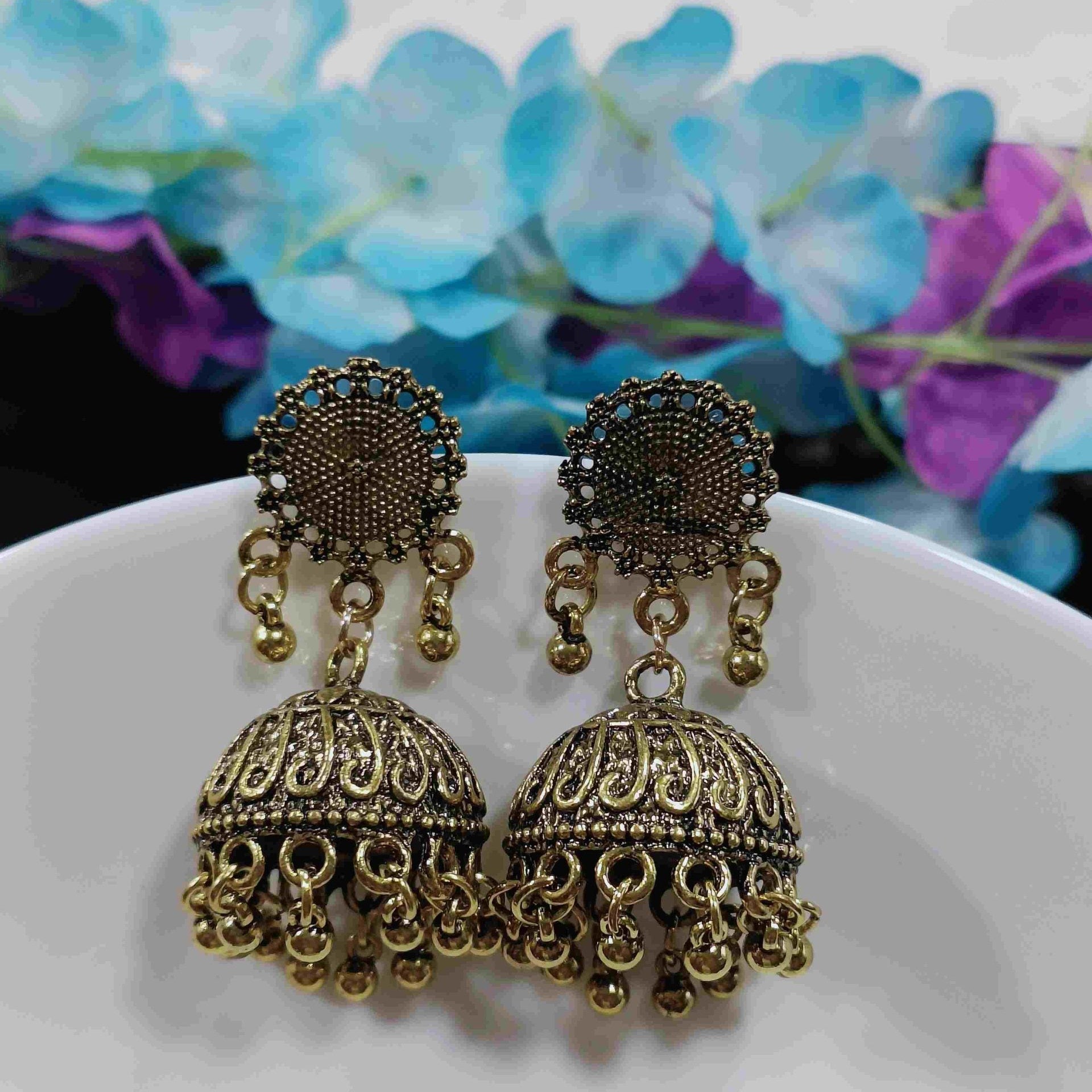 Antique Gold Plated Floral Artwork Jhumka Earring
