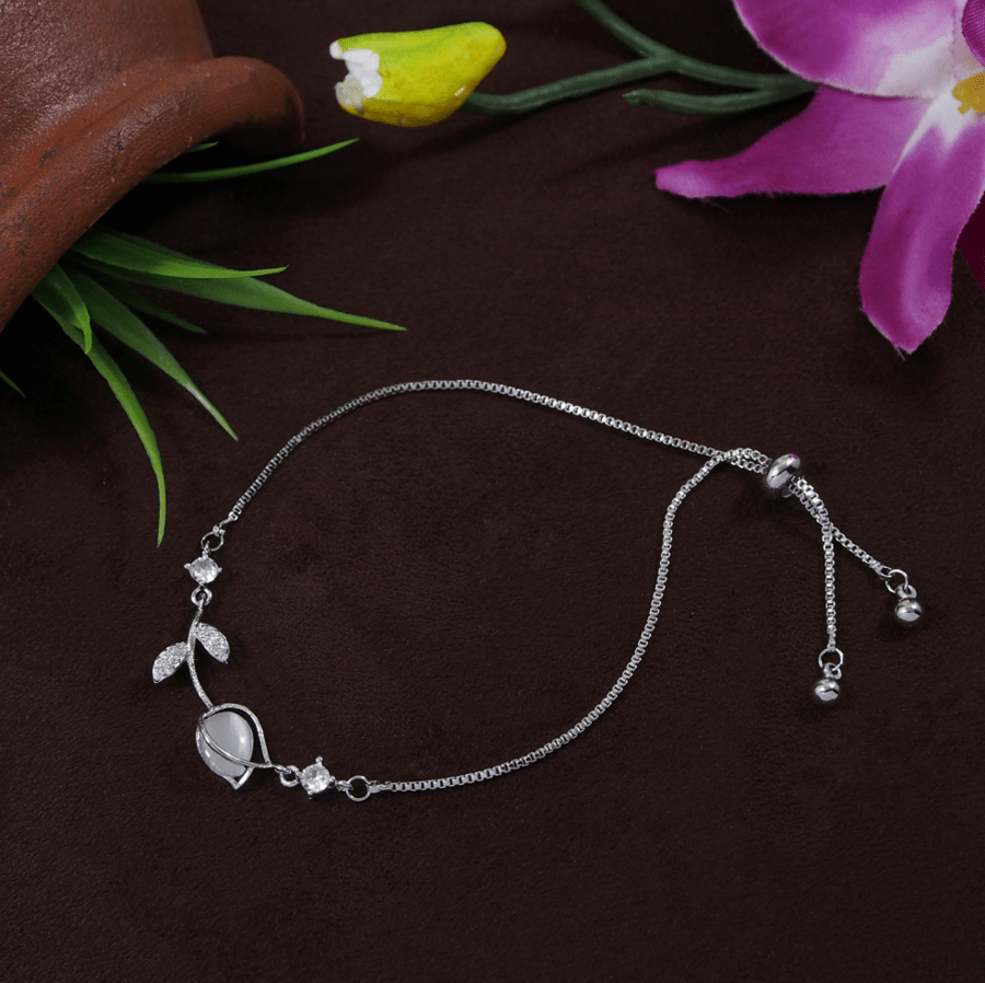 Korean Gold /Rosegold /Silver Plated Floral Leaf Design CZ Adjustable Bracelet