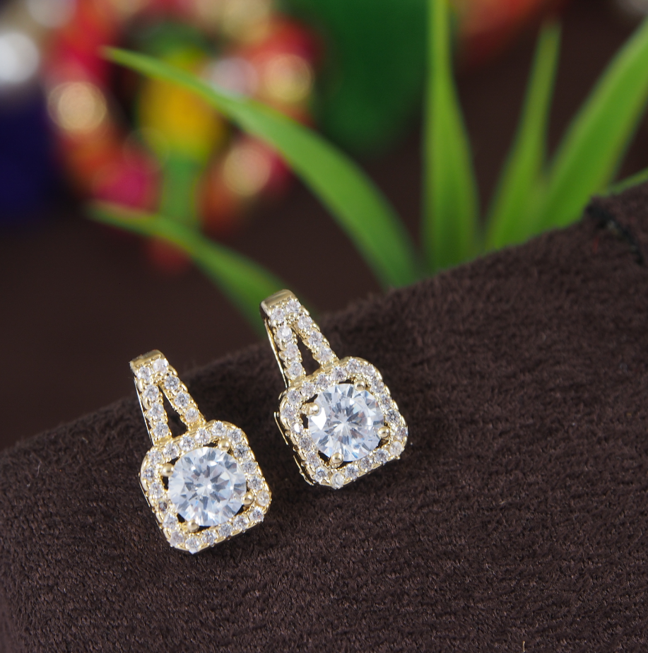 Korean Gold/Silver/Rosegold Plated Huitan Bling Bling CZ Stud Earring