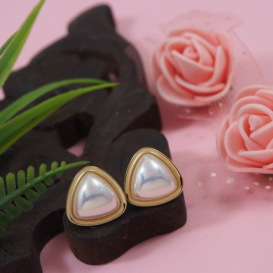 Korean Gold/Silver/Rosegold Plated Pearl Bead Triangle Shaped Stud Earring