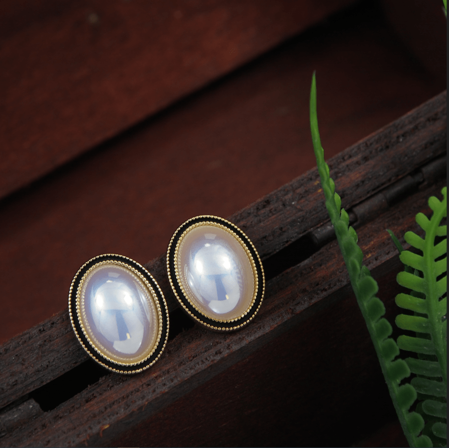 Korean Gold/Silver/Rosegold Plated oval Shaped Drop Earring