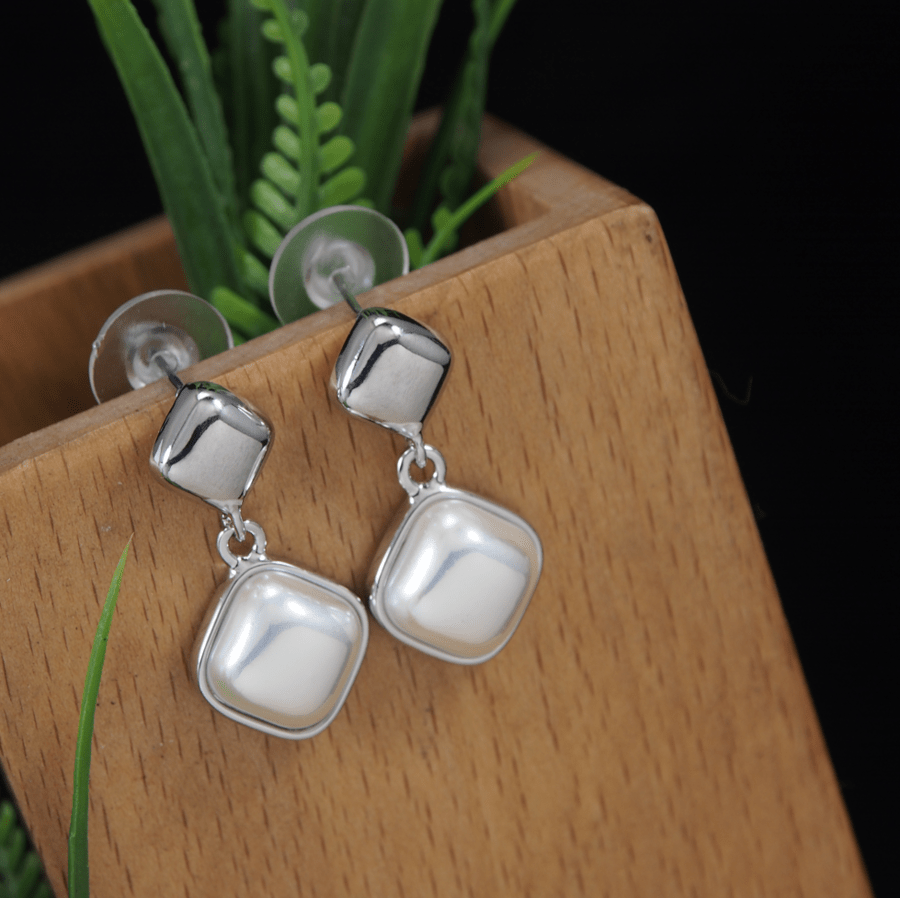 Korean Gold/Silver/Rosegold Plated Square Shaped Drop Earring