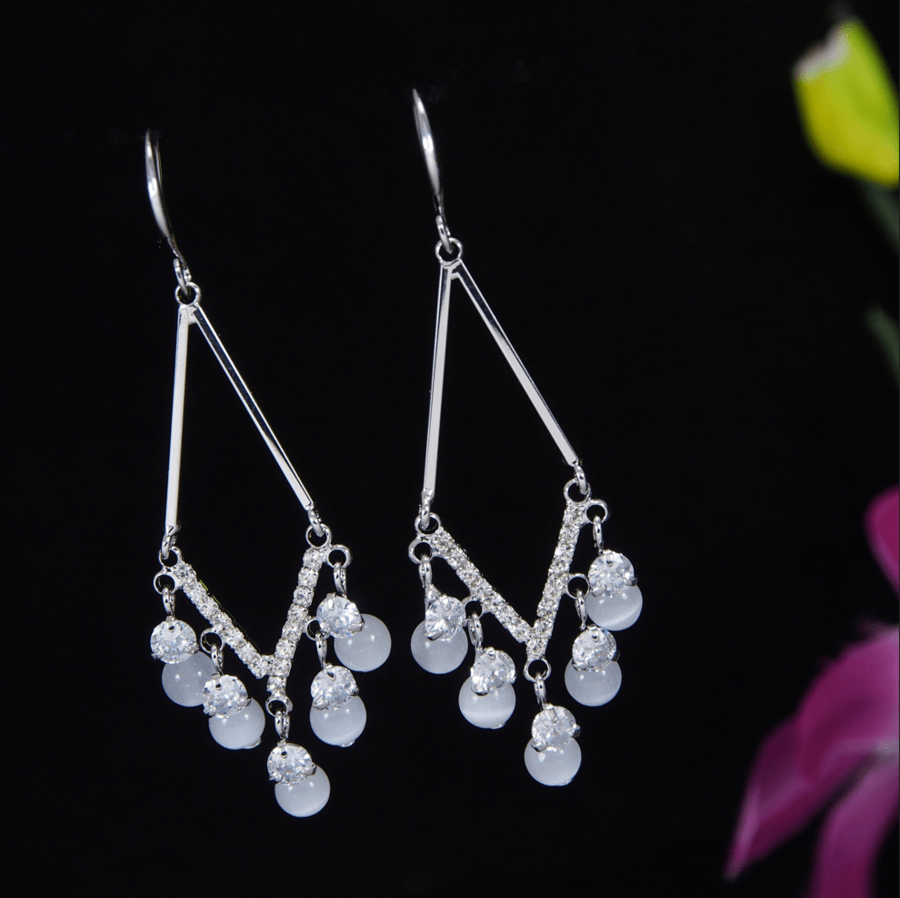 Korean Gold/Silver/Rosegold Plated Triangle Shaped CZ Pearl Earring