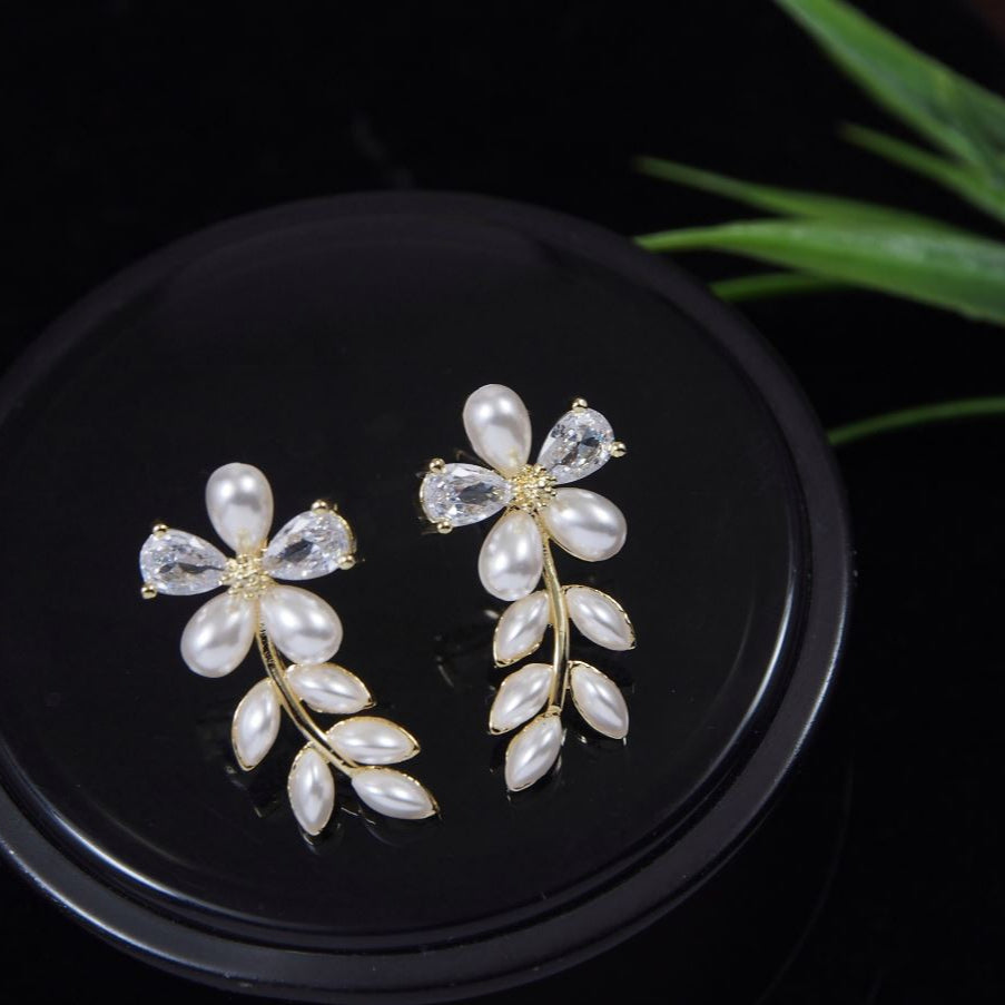 Korean Gold/silver/Rosegold Plated Floral Leaf Shaped Drop Earring