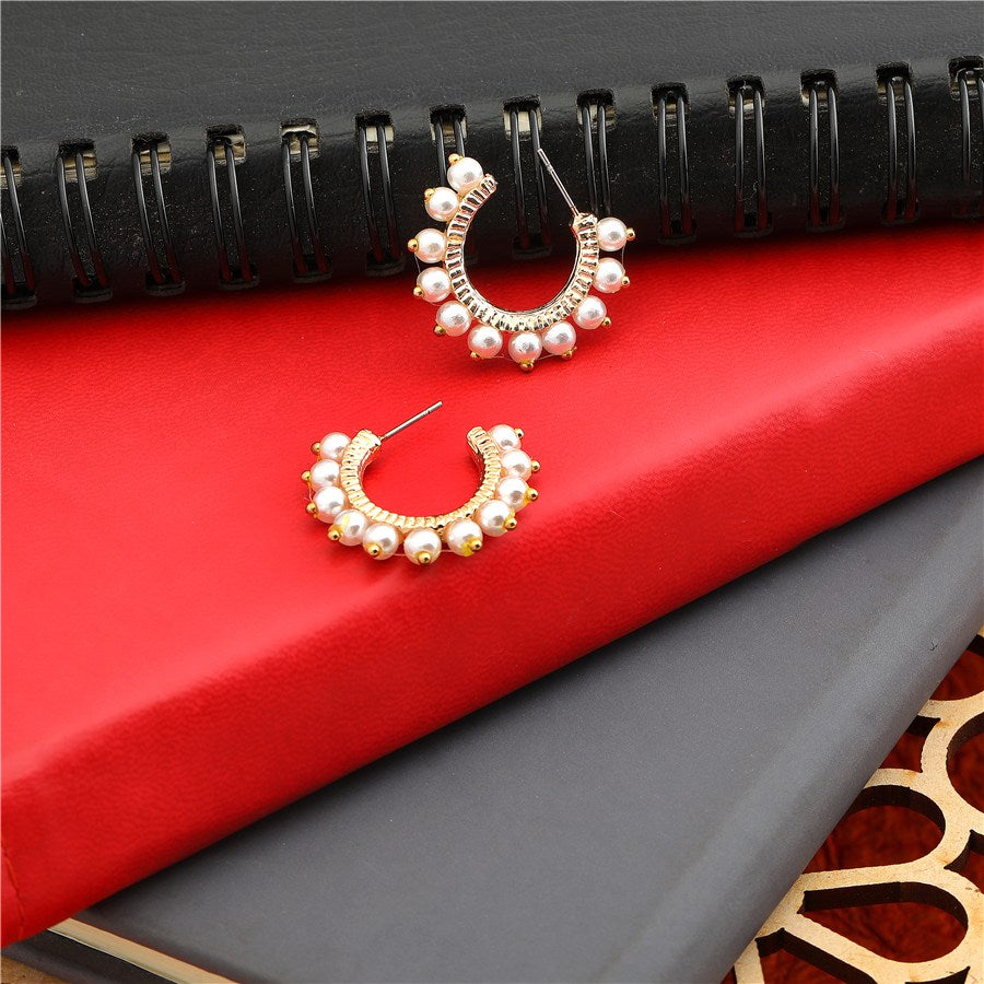 Open Circular Shaped Pearl Hoops Earring
