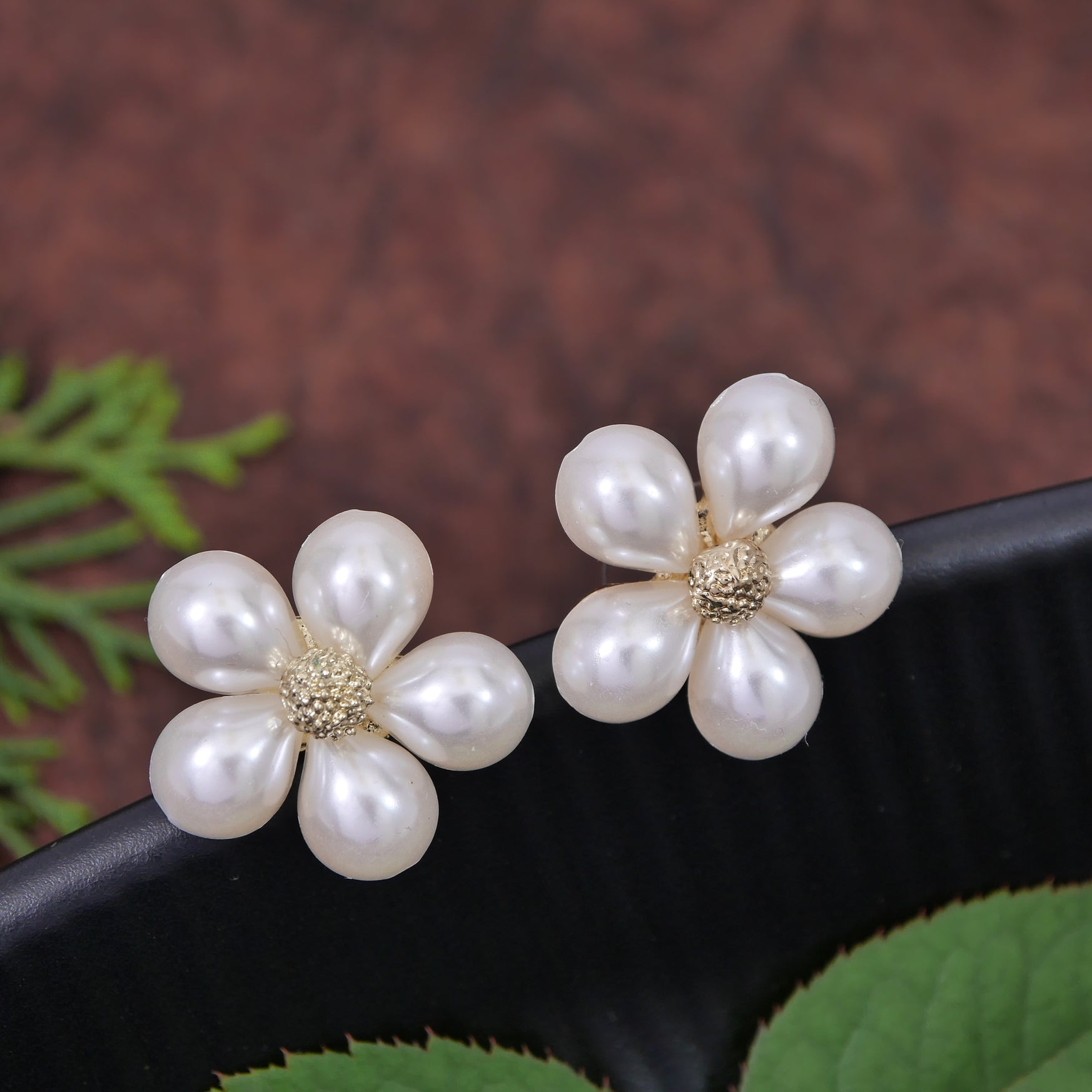 Pearl Floral Stud Earring