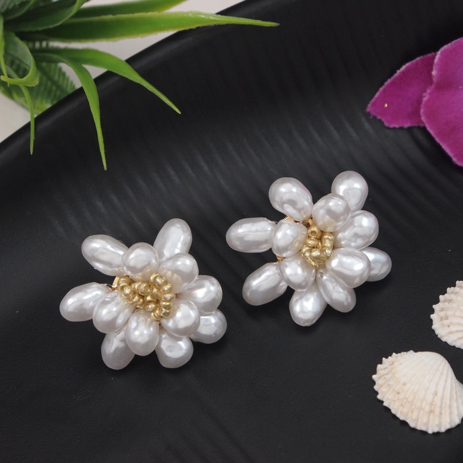 Pearl Western Earring